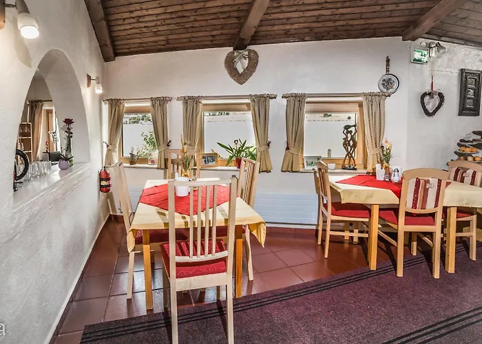 Patricia 3* كابرون